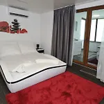 Διαμέρισμα Poshta 1 1 *