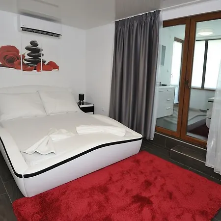 Apartmán Poshta 1 1 *